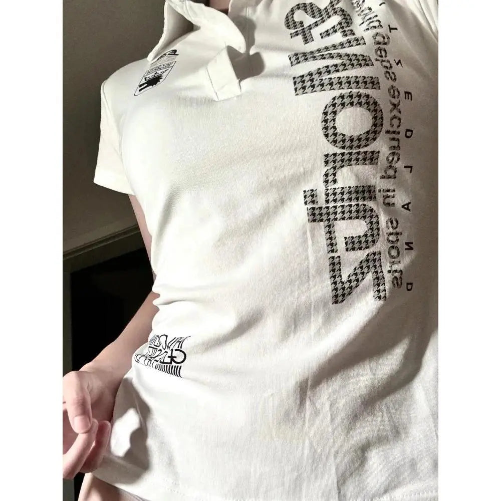 Women's Slim-Fitting Vintage Harajuku Polo Shirt - 2025 White Short-Sleeve Casual Button Clothing Item with Letter Badge Houndstooth Tops, Machine Washable Adult Wear-2598