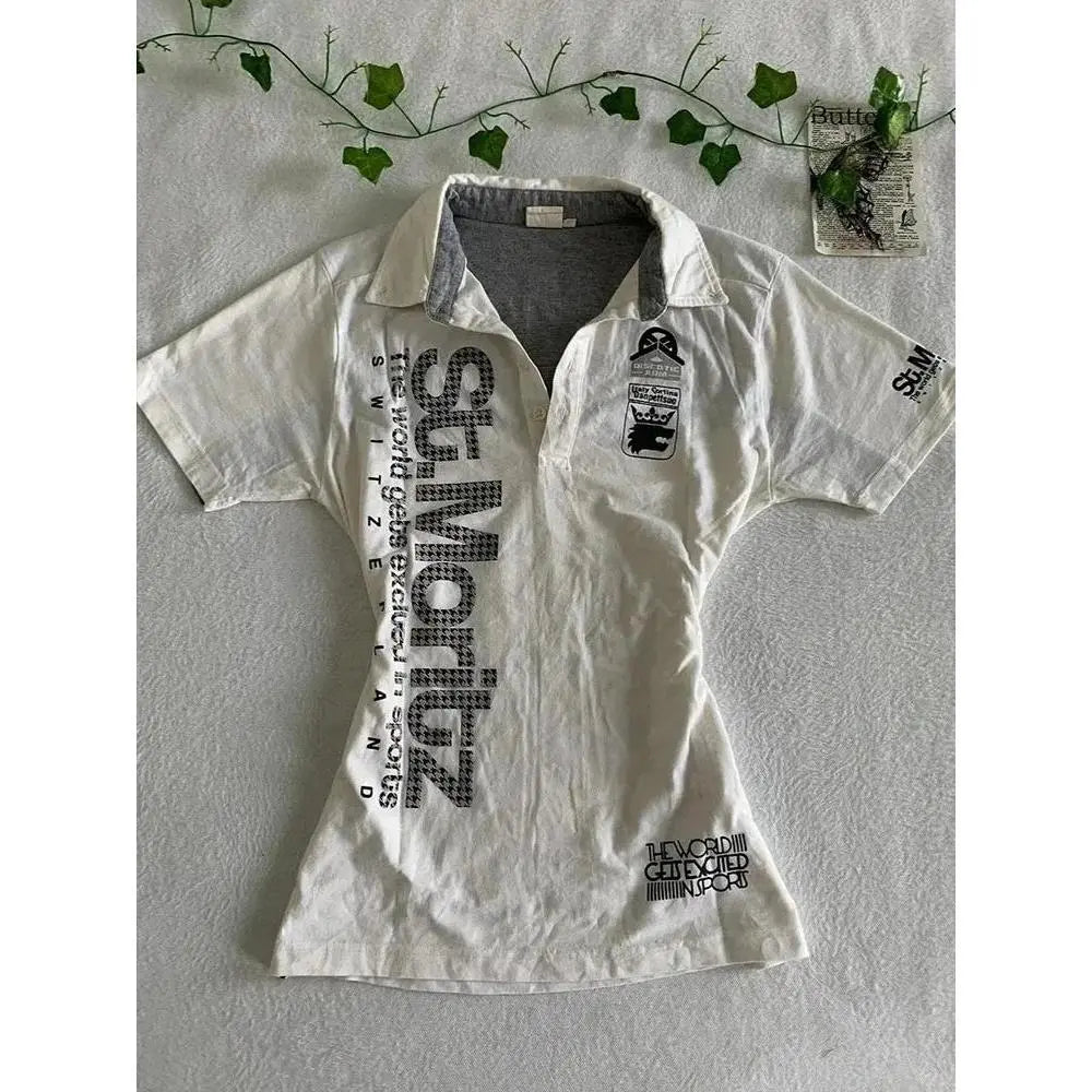 Women's Slim-Fitting Vintage Harajuku Polo Shirt - 2025 White Short-Sleeve Casual Button Clothing Item with Letter Badge Houndstooth Tops, Machine Washable Adult Wear-2598